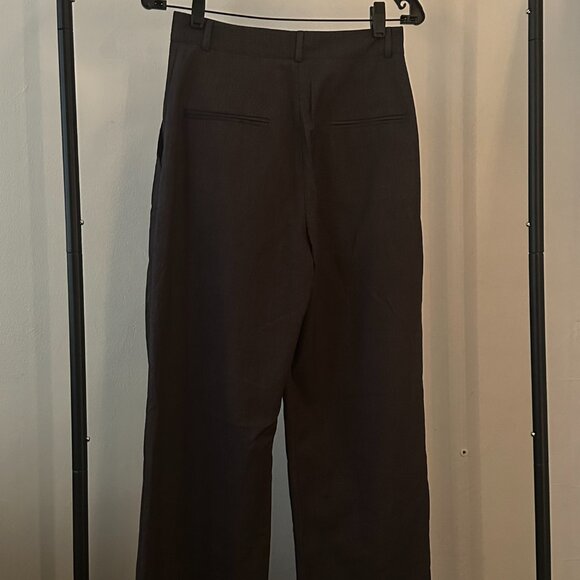 Reformation Pleated Wide-Leg Trousers — Size 4 - Picture 4 of 7